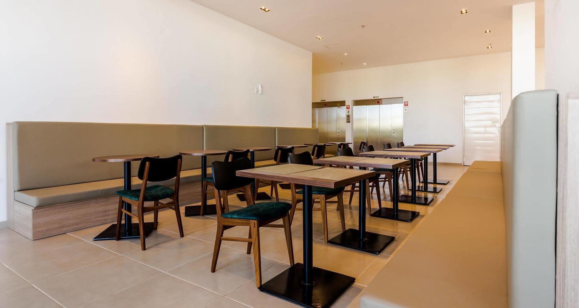 Tulip Inn Campos Dos Goytacazes Eksteriør billede